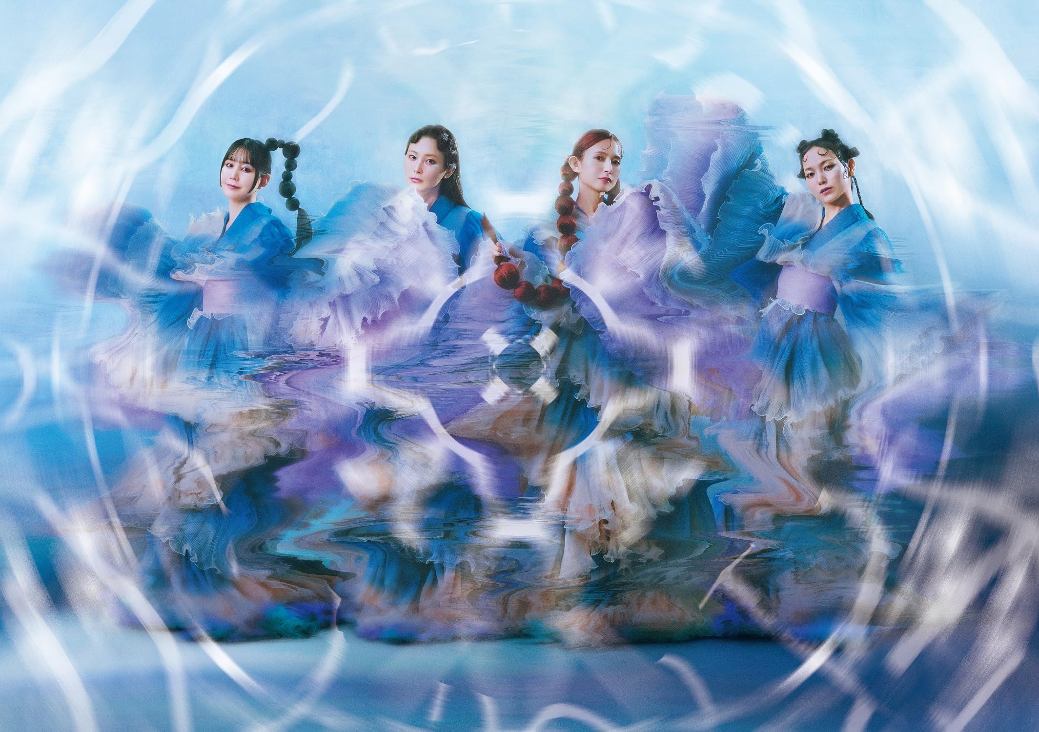 Amazon.co.jp: ECHO [完全生産限定盤] [CD + Blu-ray + GOODS